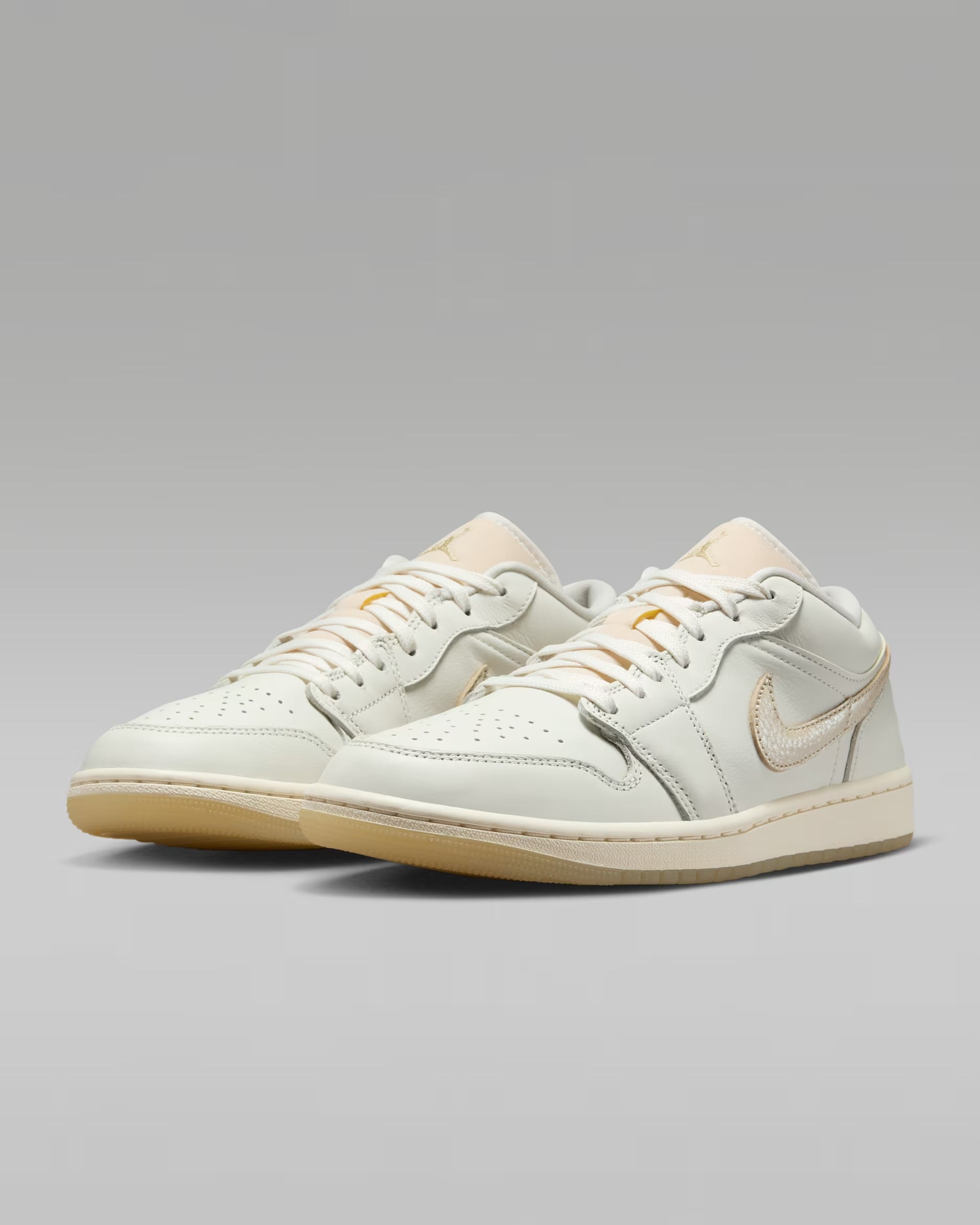 Air Jordan 1 Low SE