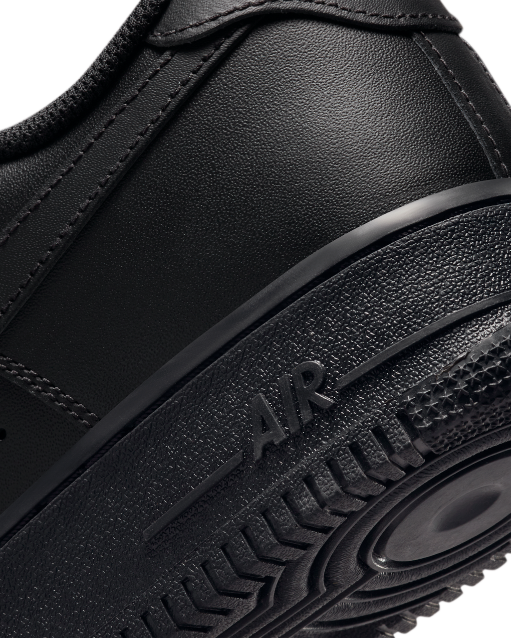 Nike Airforce 1 ‘’ ALL BLACK ”