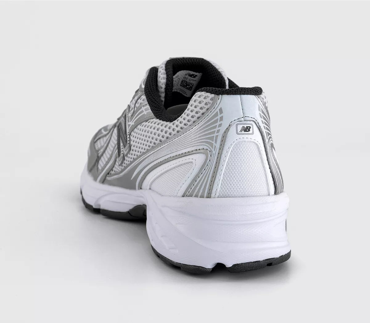 New Balance 740 White / black / silver