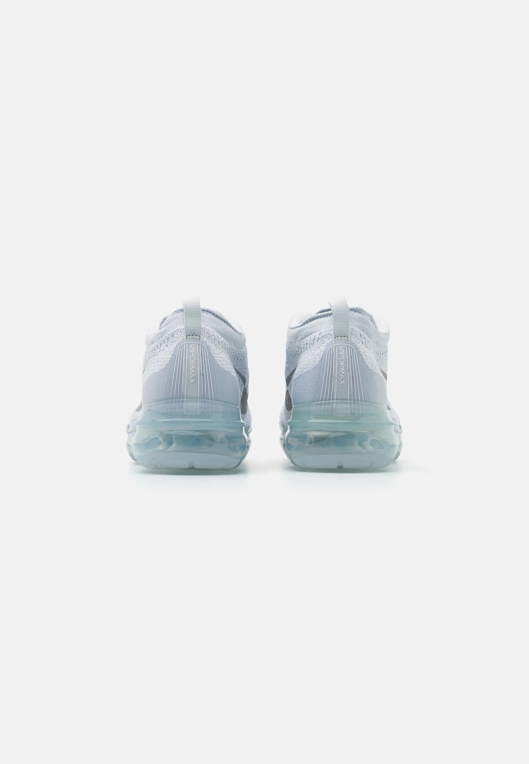 Nike Sportswear
AIR VAPORMAX 2023 FLYKNIT - Trainers
- pure platinum/white